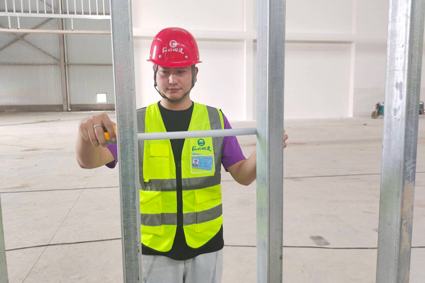 姚磊：精益求精的质量“把关人”